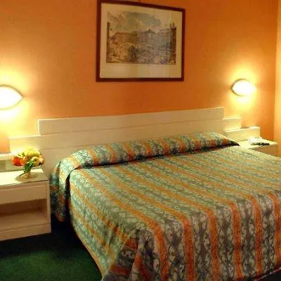 Hotel Patria 3*